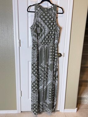 New York & Company Green and White Printed Maxi Dress